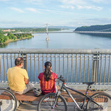 Promenade au-dessus de l’Hudson à Poughkeepsie, État de New York