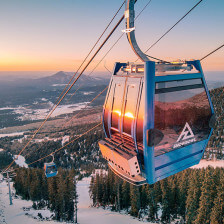Promenade à bord du téléphérique Snowbowl Scenic Gondola à Flagstaff, Arizona