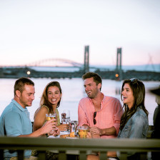 Repas sur une terrasse à Portsmouth, New Hampshire
